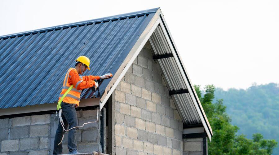 Expert flood damage restoration services in Curlew, WA